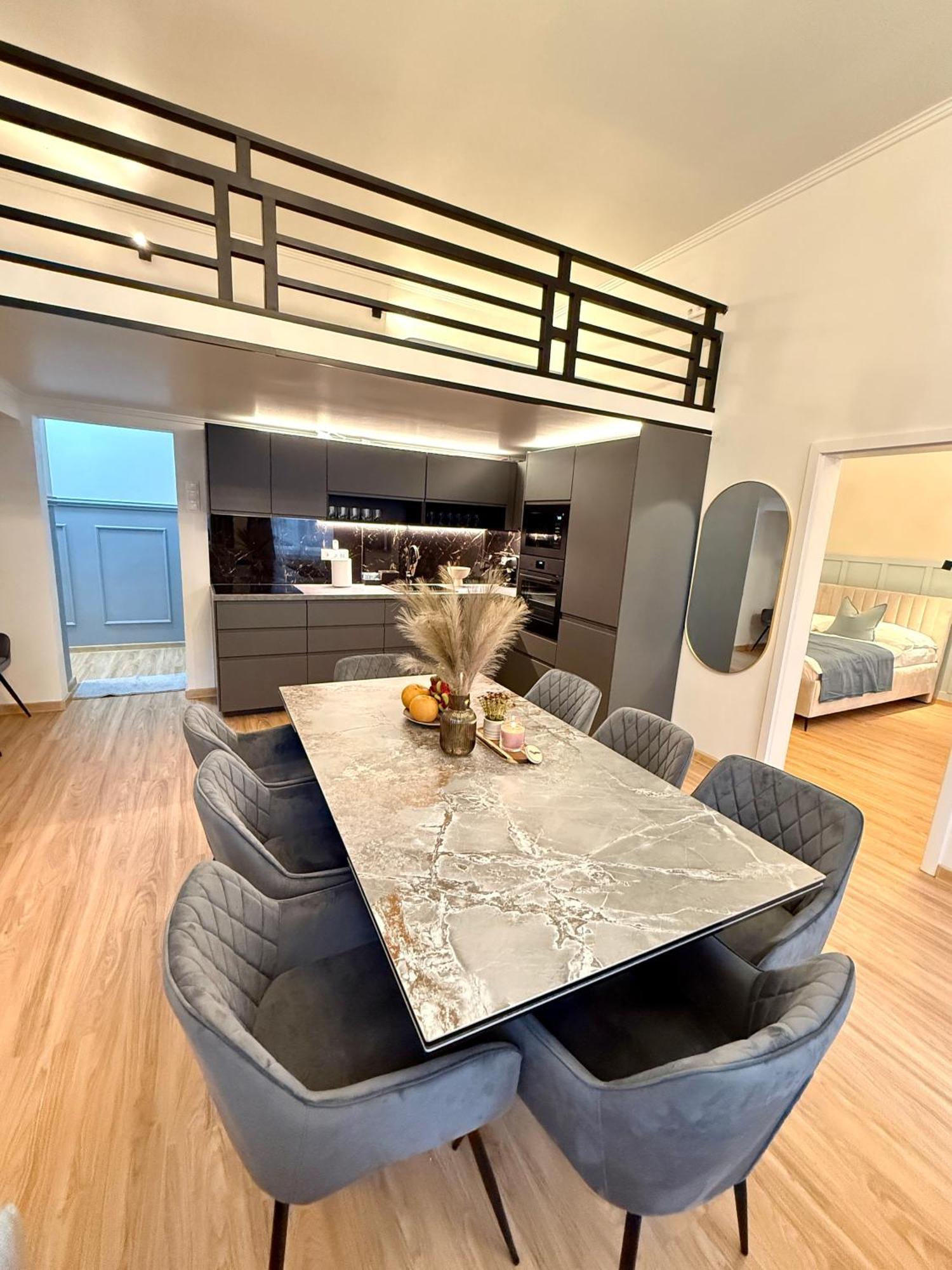 Apartment Stunning In Middle Of Wenceslas Square Prague